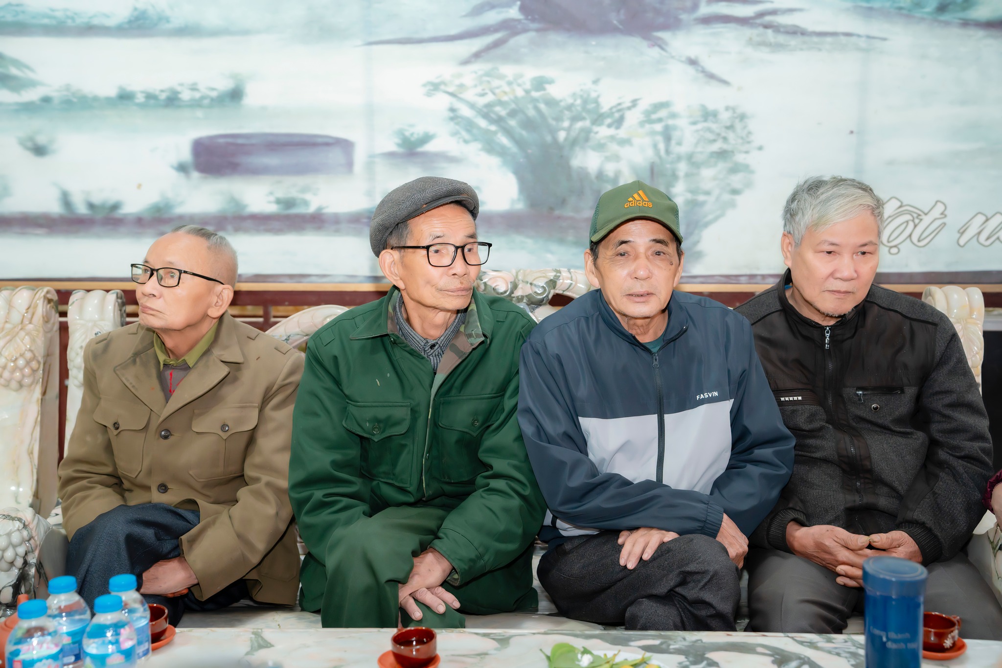 Họp bàn phương án xây dựng Đình, làng chùa Bùi copy 039358