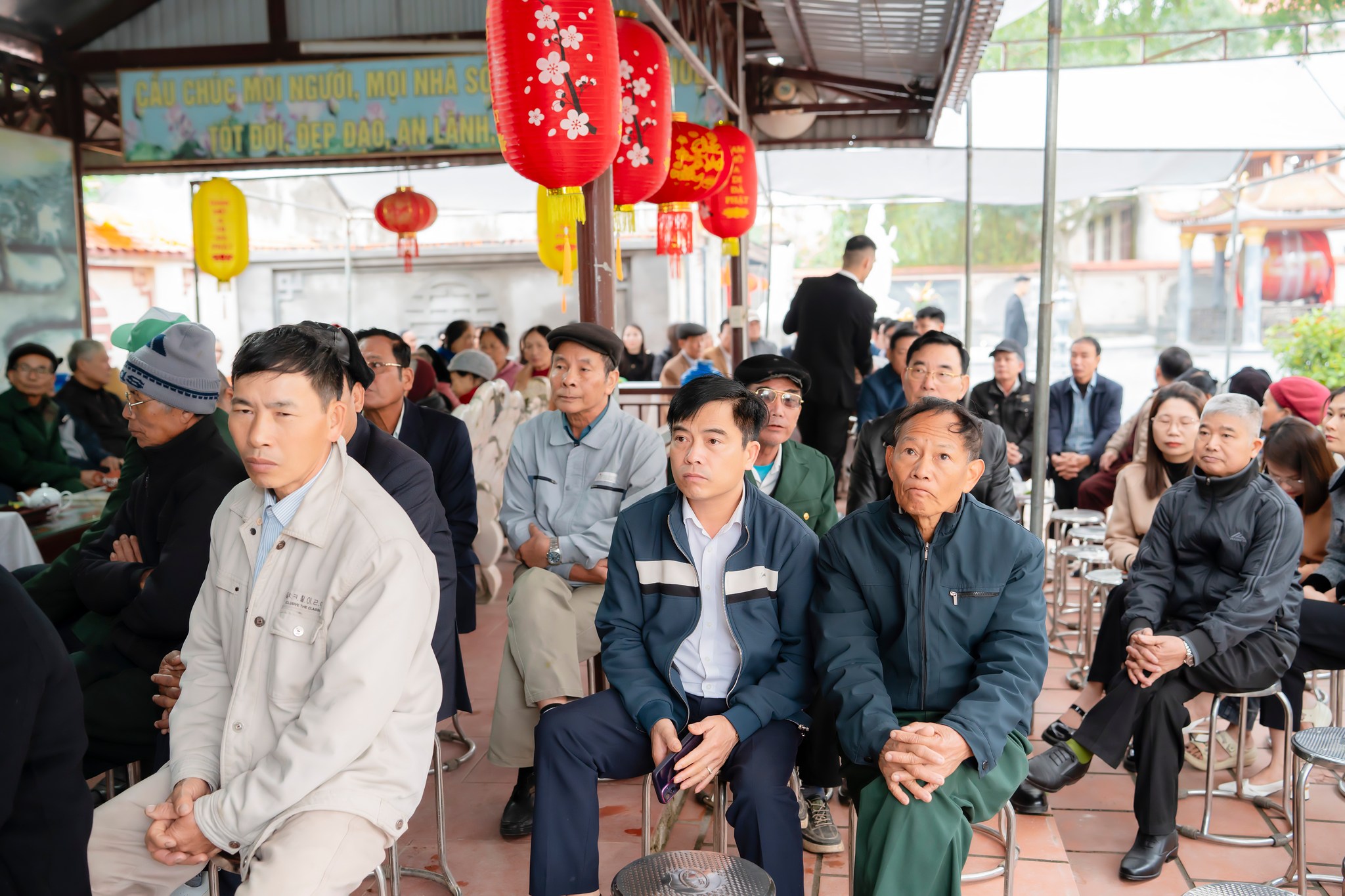 Họp bàn phương án xây dựng Đình, làng chùa Bùi copy 062936